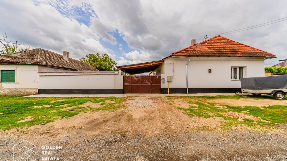 Casa in orasul Pecica cu teren de 1159 comision 0% - Poză 18