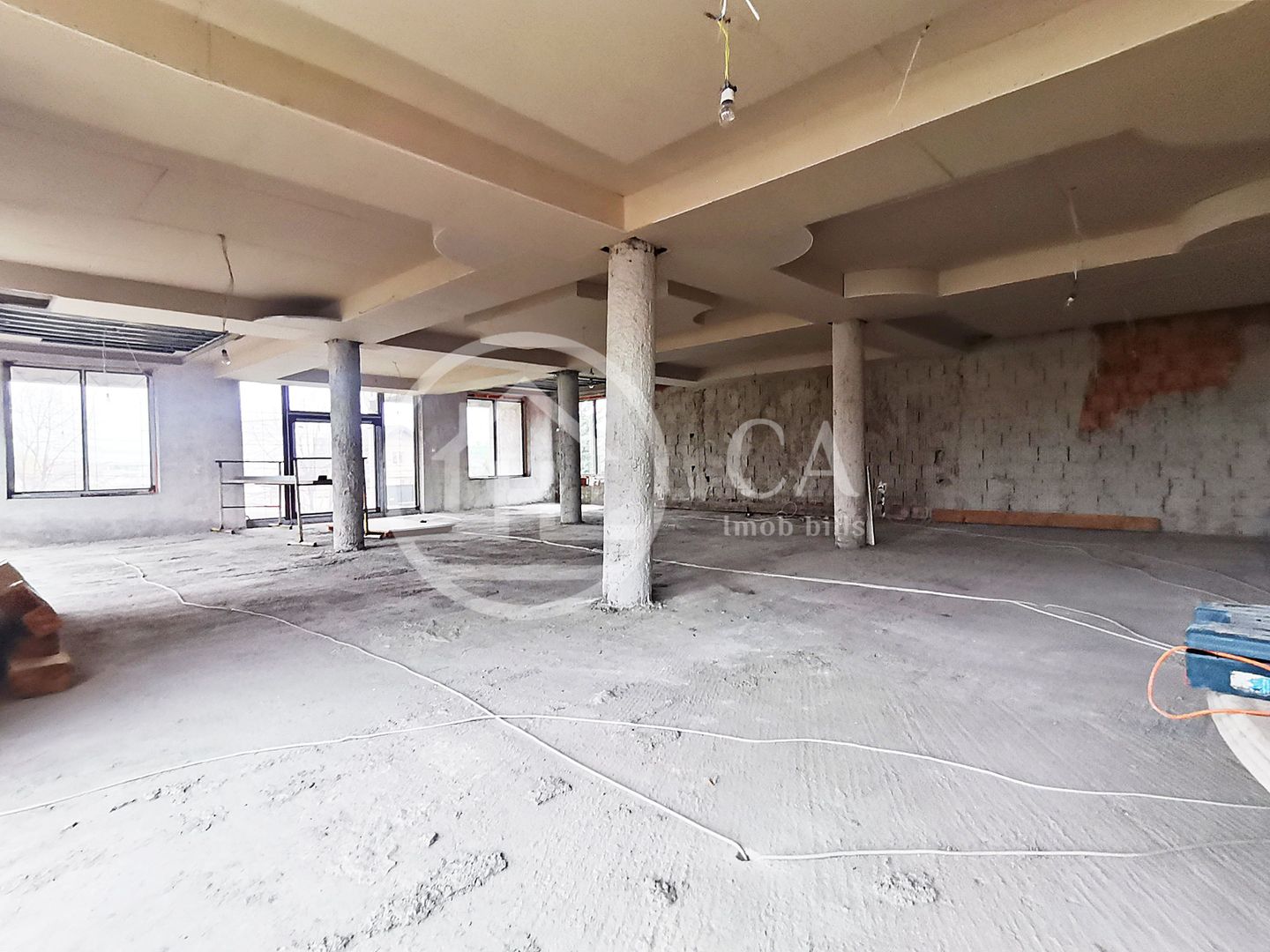 Proprietate speciala de inchiriat D+P+E+M in Calea Aradului, Oradea - Poză 15