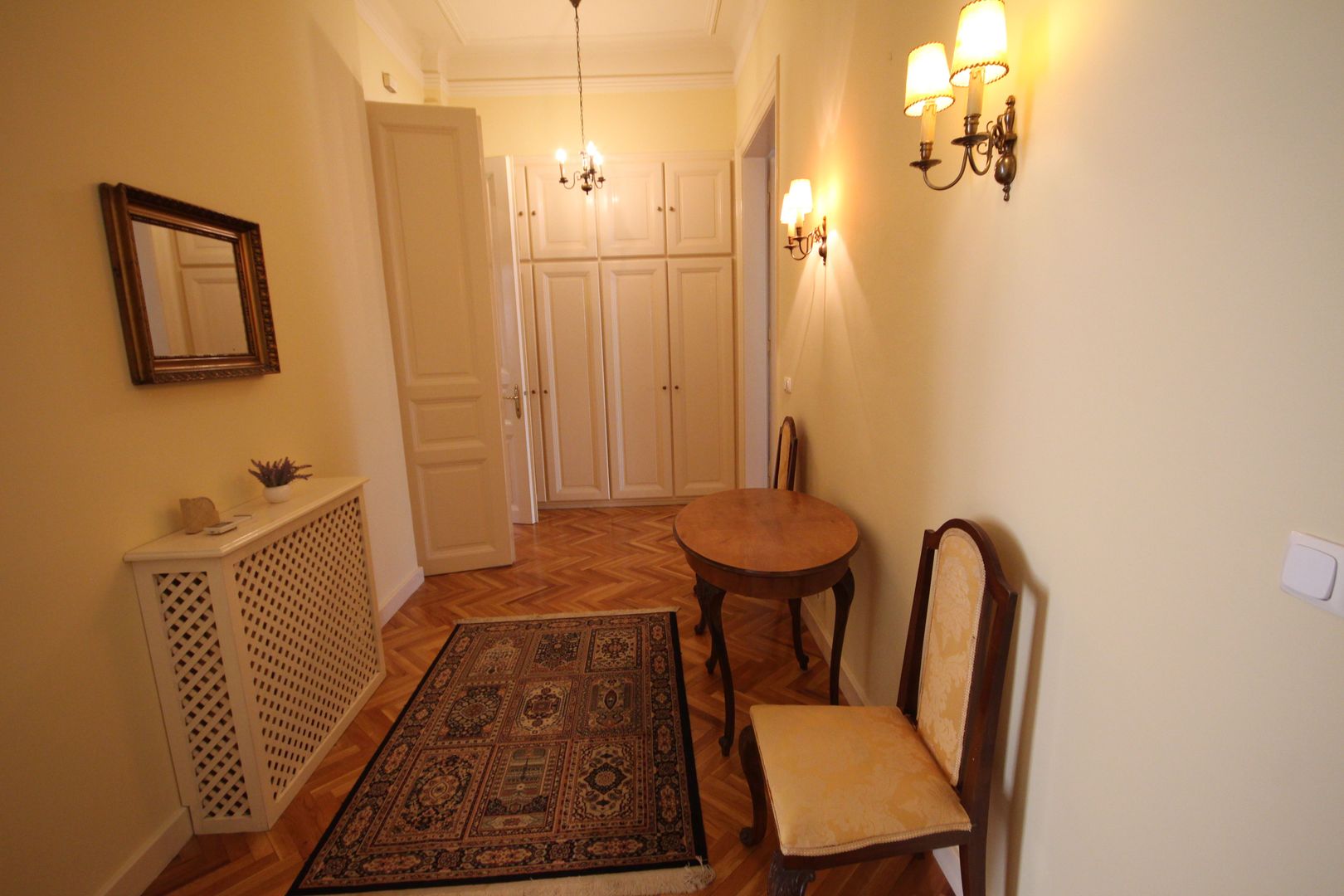 APARTAMENT DEOSEBIT IN ZONA CENTRALA - Poză 26