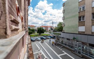 Apartament ultracentral cu 3 camere plus un bonus Comision 0