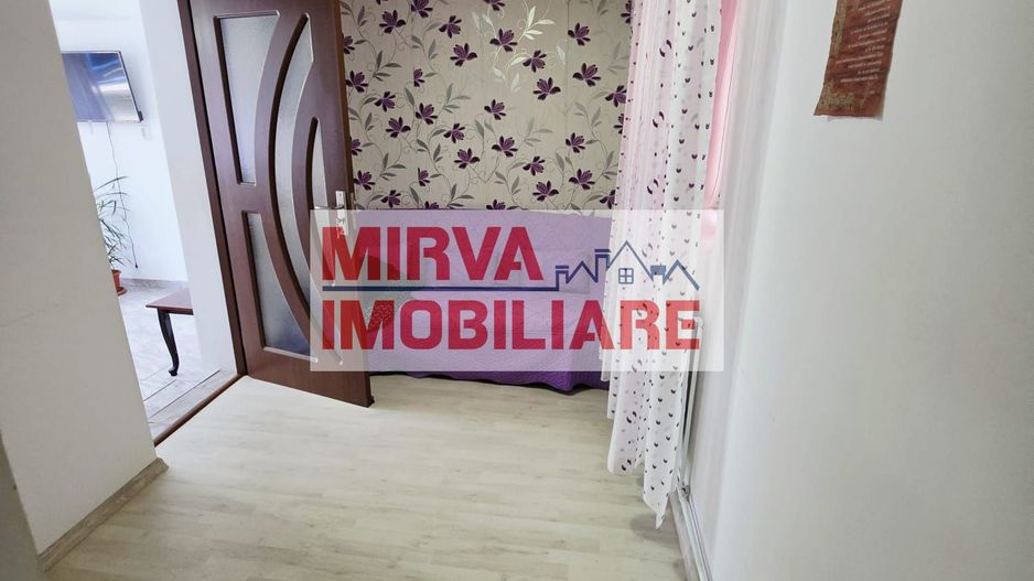 🏡 Casă renovată cu 6 camere, teren 557 mp – Berceni, Prahova - Poză 53