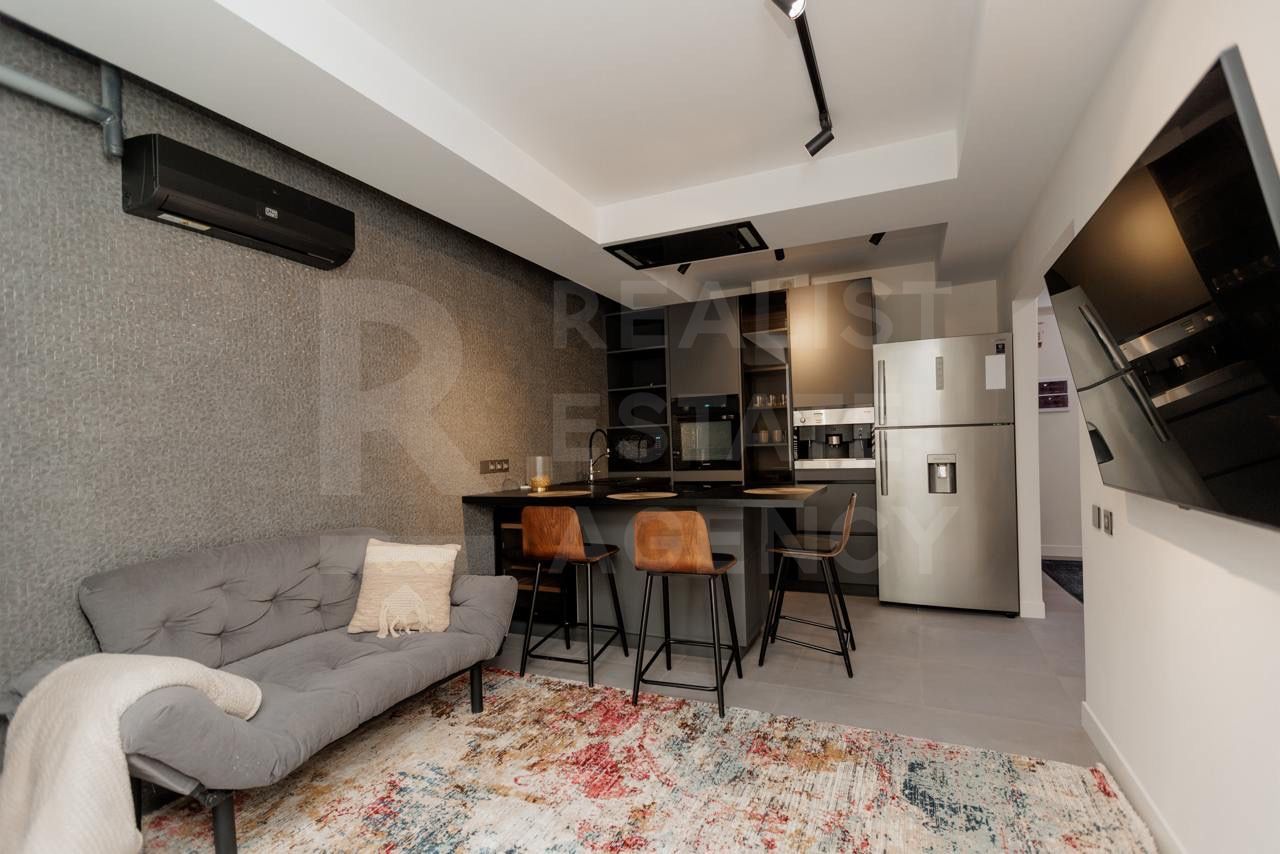 Chirie, apartament, 3 camere, strada Vasile Alecsandri  Centru - Poză 1