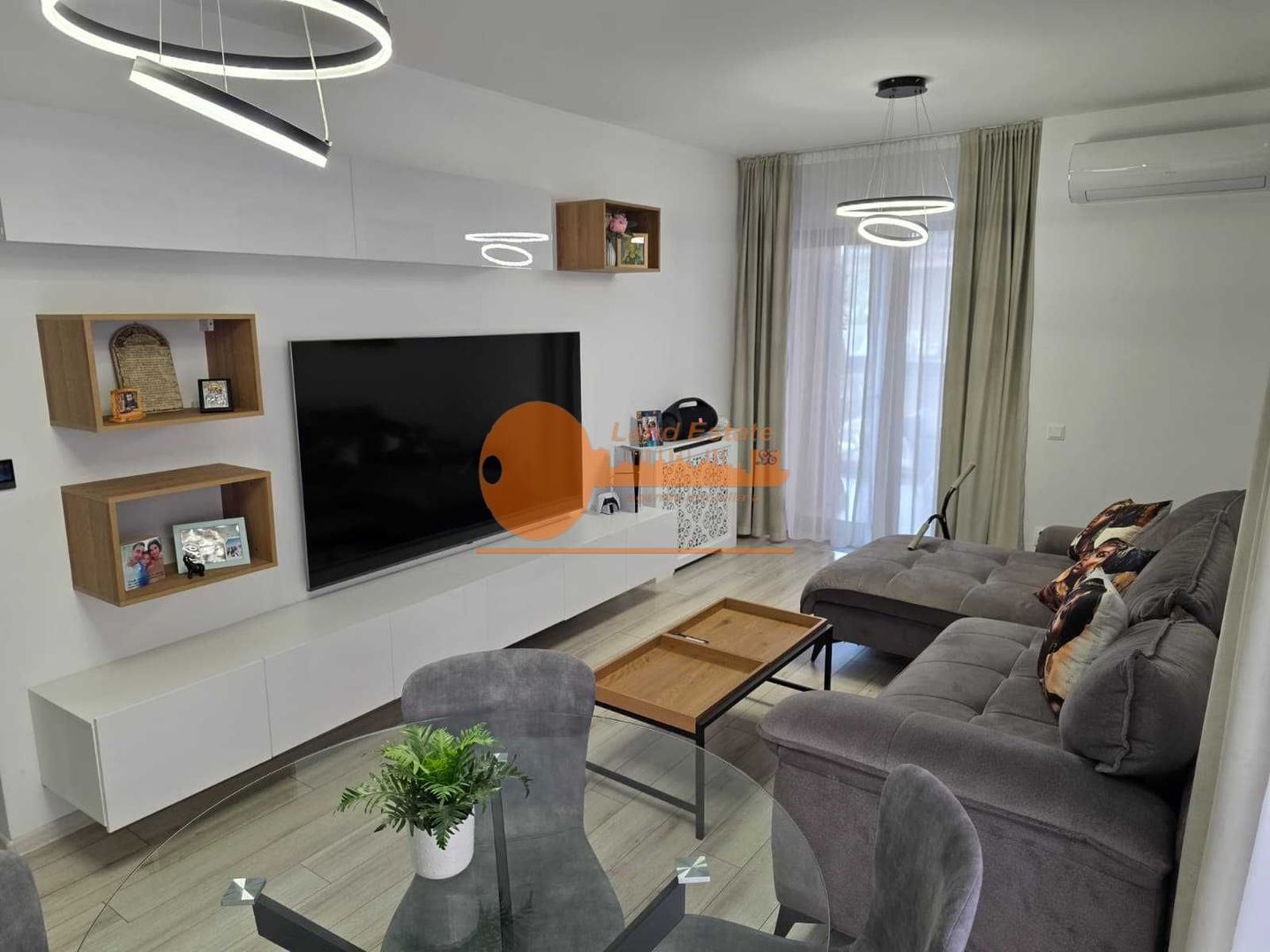 3 camere Moghioros Residence ( loc parcare ) - Poză 3