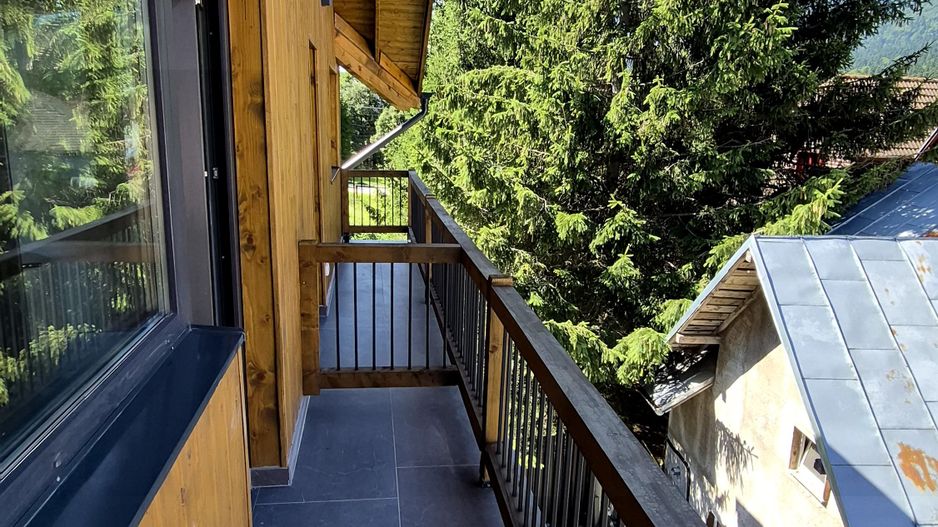 Apartament cu 4 camere 125 mp (4 garsoniere) la cheie + 60 mp pod - Busteni - Poză 33