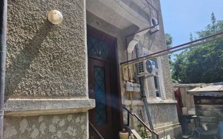 Vand apartament in vila 4 camere - Poză 2