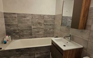 Apartament 3 camere | Etaj 1 | Caporal Ilina | Acces rapid Piata Uniri - Poză 1
