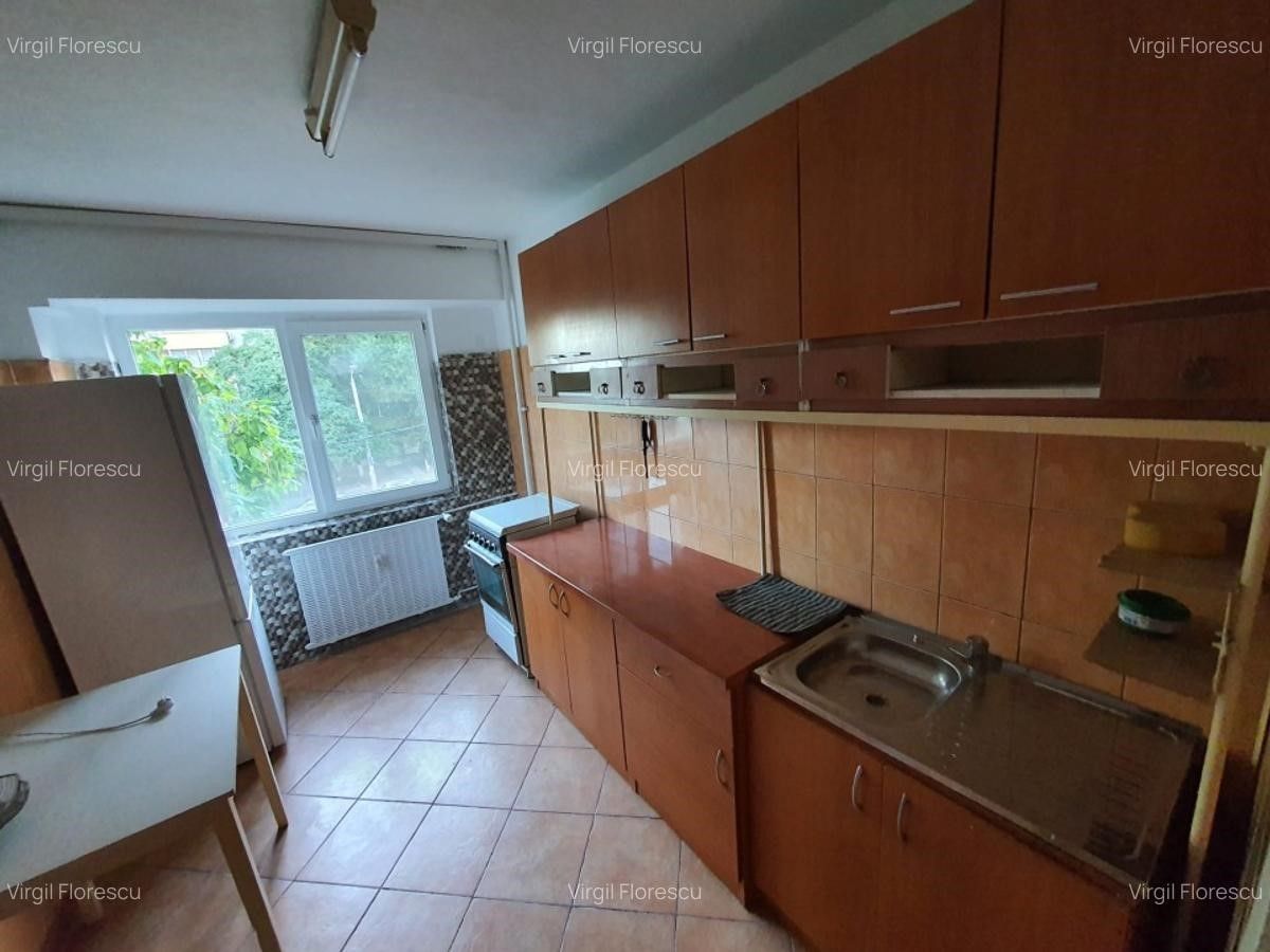 Apartament 3 camere zona Bd. Chisinau - Diham - Poză 1