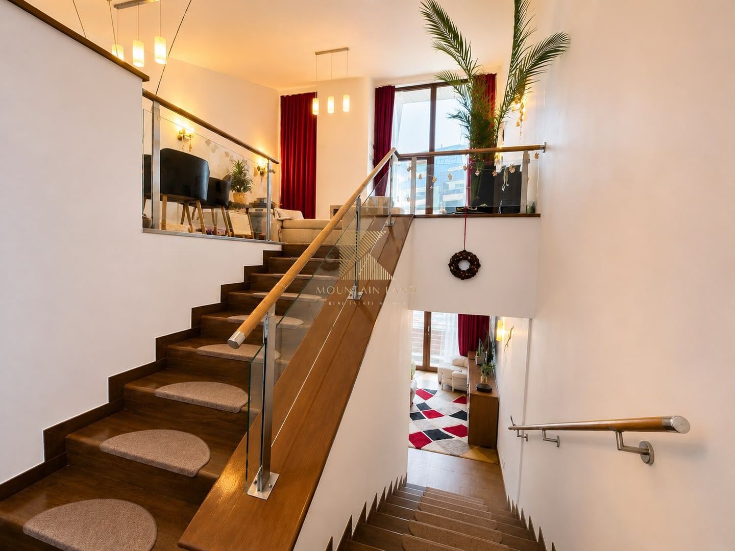 Apartament tip loft cu șemineu, situat în Silver Mountain Resort - Poză 1