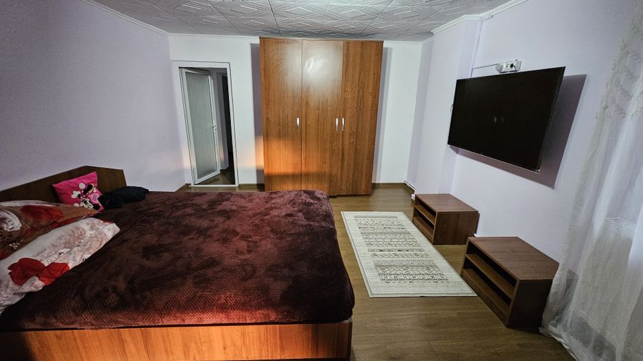 Casa 127mp mobilata/utilata+ anexa+garaj+beci+teren intravilan 1233 mp - Poză 2