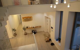 Casă / Vilă cu 8 camere de vânzare în zona Est - Poză 14