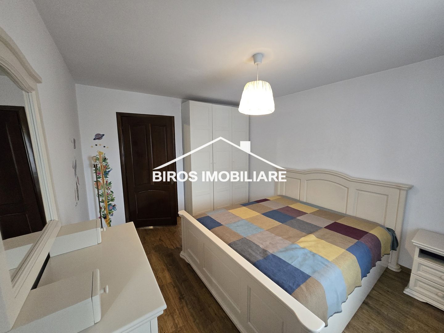 3 camere de închiriat – Rovine - Rond - Poză 6