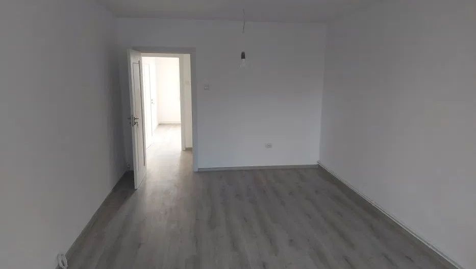 Apartament 2 camere - Poză 3