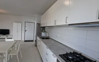 La 1 minut de Parcul Botanic si Iulius Town - Poză 15