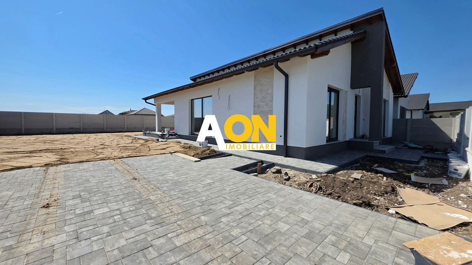 Casa 4 Camere, 2 Bai, 610mp Teren Zona Alba Micesti - Poză 2