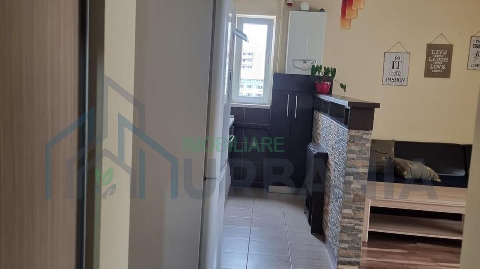 Apartament cu trei camere decomandat Păcurari lângă Alfa Bank - Poză 7