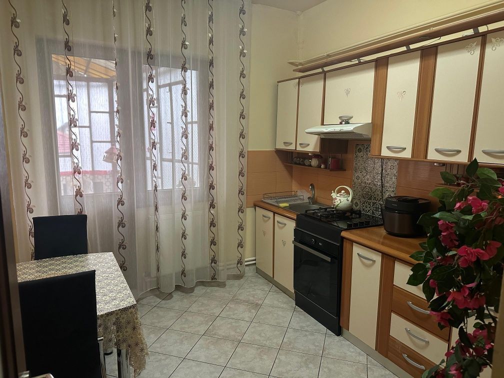 Apartament cu 3 camere Ultracentral - Poză 6