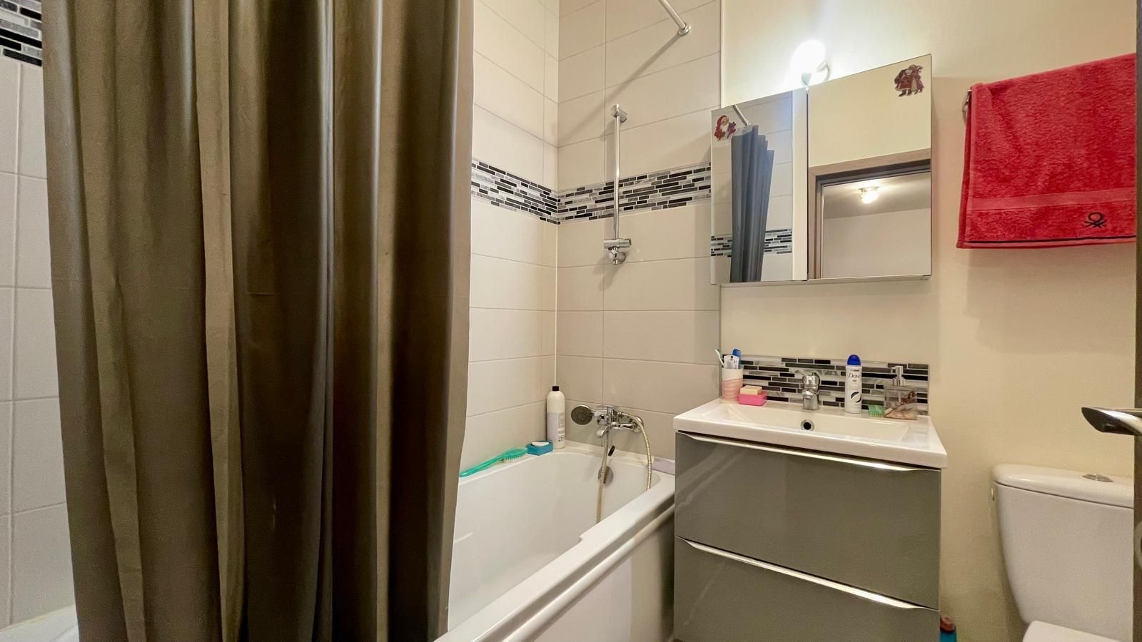 APARTAMENT 2 CAMERE, PRIMA UNIVERSITATII - Poză 4