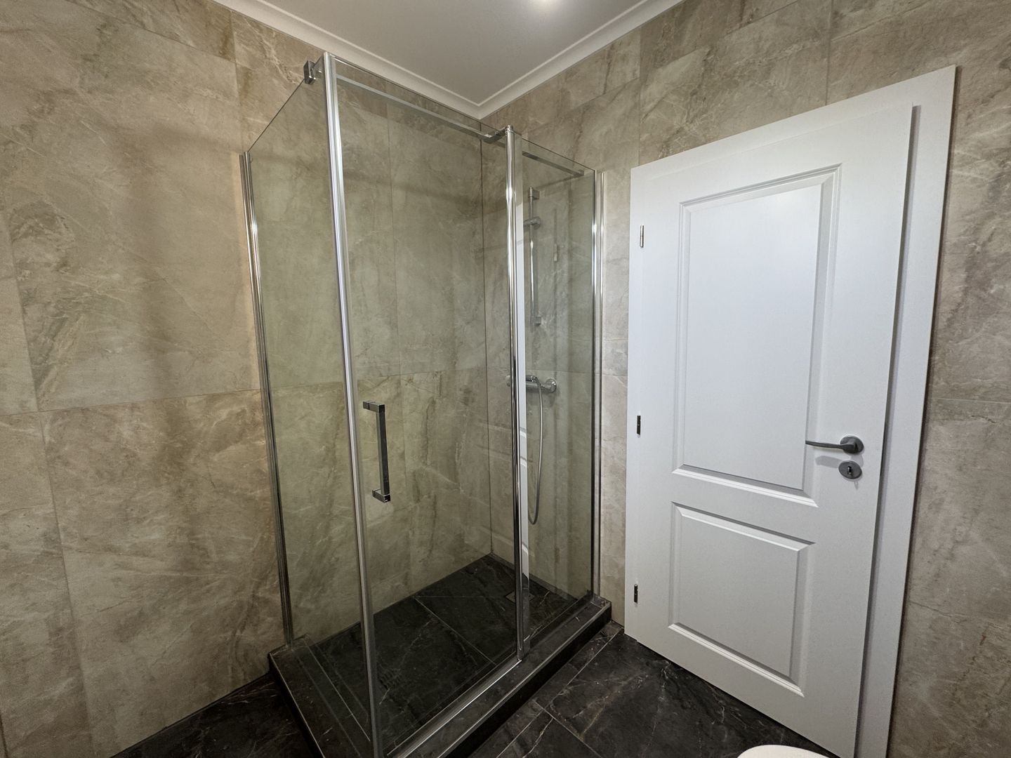 Apartament nr.20 cu 2 camere, boxa si parcare incluse in pret - Poză 8