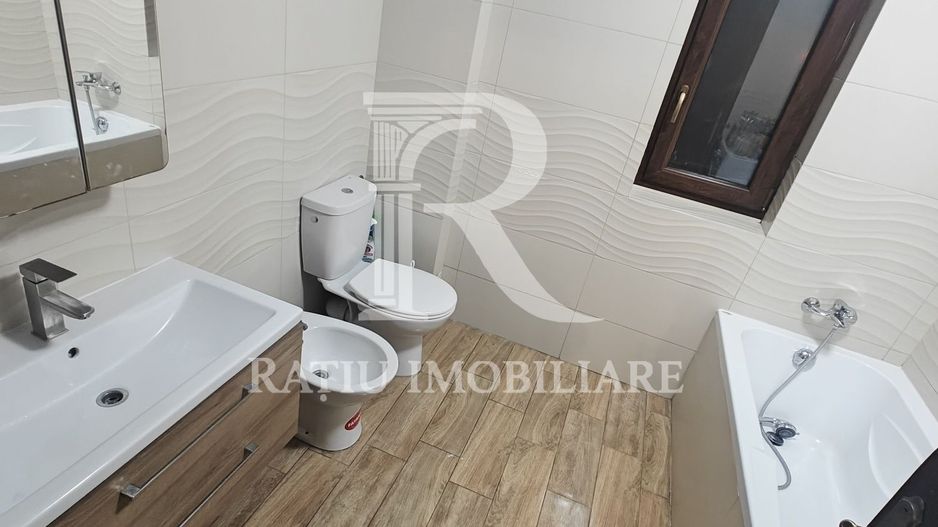Apartament cu 3 camere | Ultracentral | Oradea - Poză 5