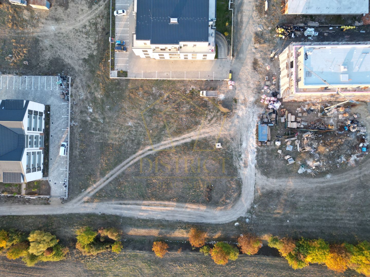 COM 0% Teren de bloc cu 22 de apartamente si utilitati | Torontalului - Poză 3