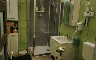 Apartament spațios cu terasă de 20 mp – zonă de case, liniște totală. - Poză 8