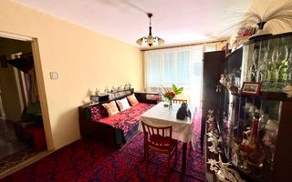 Apartament luminos, bine întreținut cu 3 camere, Carpați 1 - Poză 3