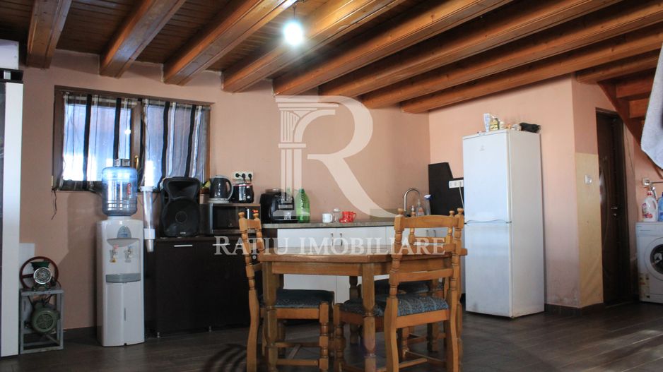 Proprietate rară | 4458 mp teren intravilan | Casă solidă, natură, liniște totală. | Bratca, Bihor. - Poză 12