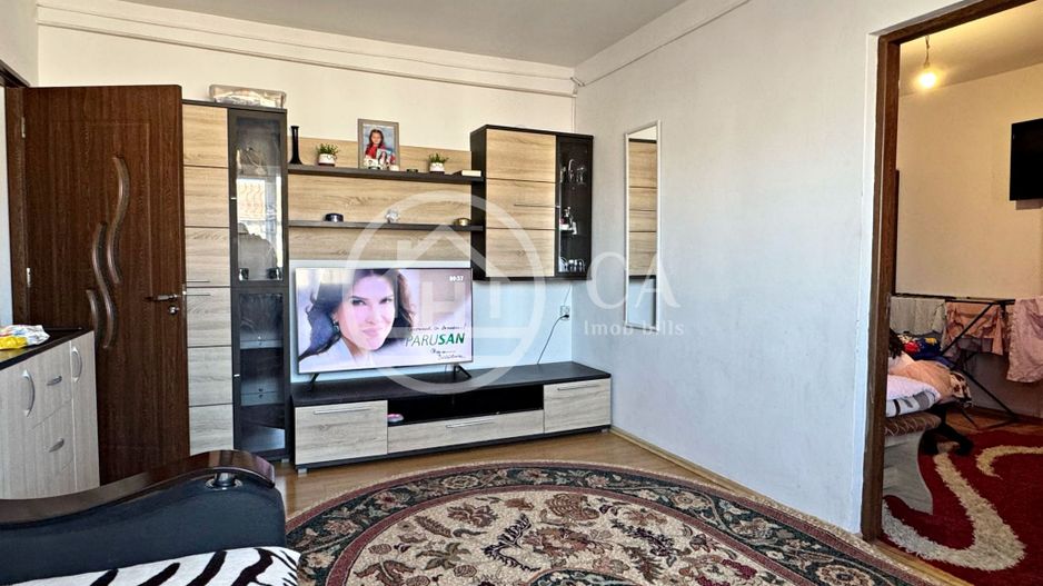 Apartament de vânzare cu 2 camere tip X în zona Nufărul, Oradea - Poză 2