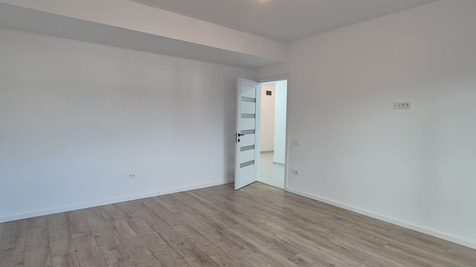 2 camere finisaje premium incalzire in pardoseala - Poză 8