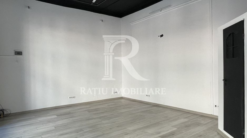 Spațiu comercial de inchiriat | Ultracentral | Zonă pietonală | Oradea - Poză 4