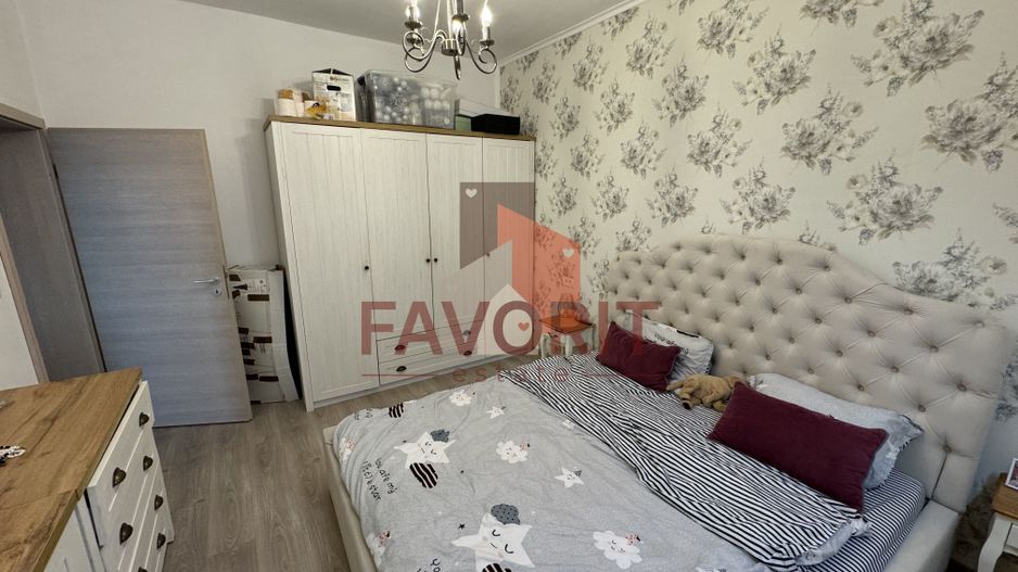 Mobilat si utilat. Pozitie excelenta. Villa construita in 2017 - Poză 7