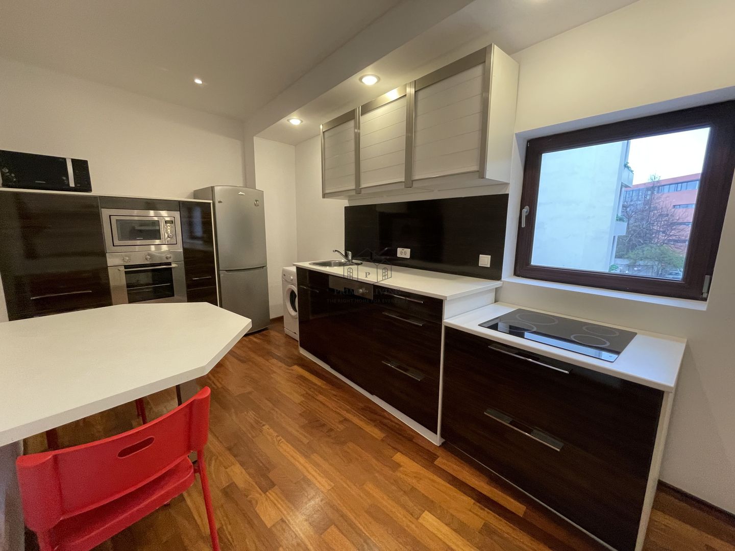 APARTAMENT SUPERB CU 2 DORMITOARE LA INCHIRIERE LANGA PARC HERASTRAU - Poză 13