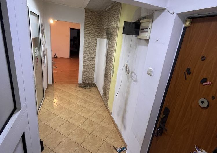 Apartament  4 camere de vanzare Apusului - Poză 6