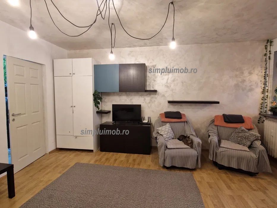 Metrou Dristor garsoniera mobilata renovata - Poză 3