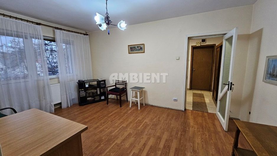 Apartament 4 camere, etaj 1, zona DONICI; - Poză 4