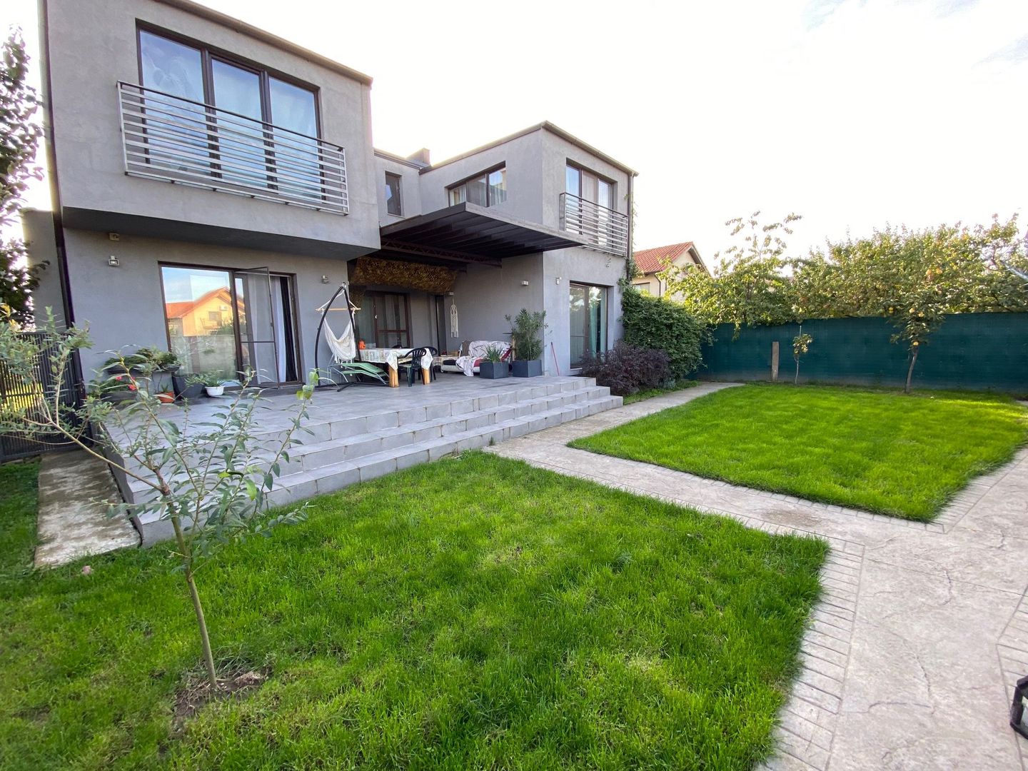 Casa individuala zona Aradului - Poză 1