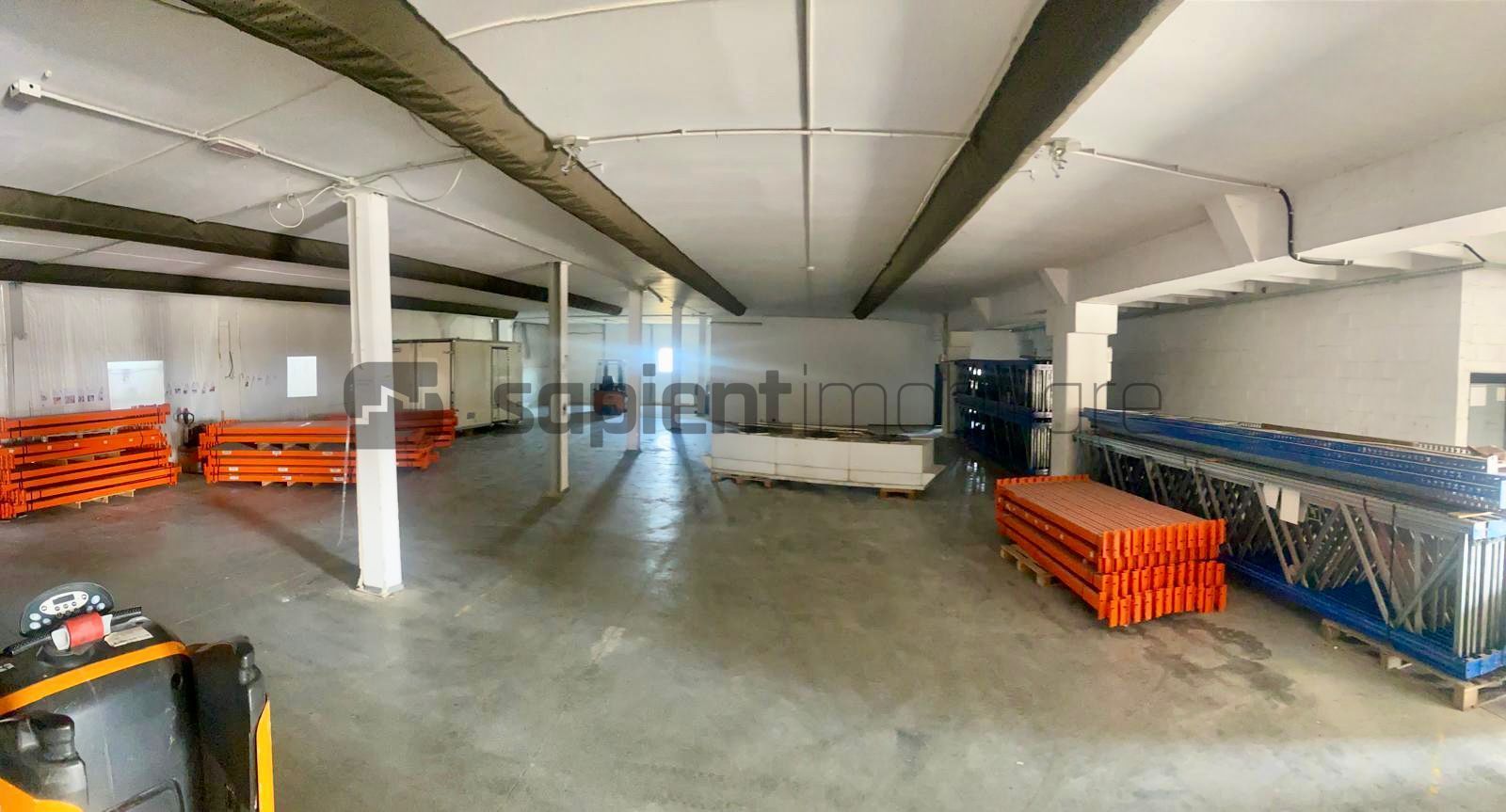 Sapient | Hală situata în com. Borș - Poză 15