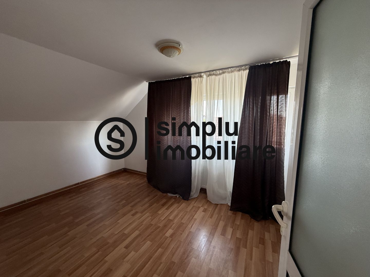 Casa 5 camere Catargiu - Poză 2