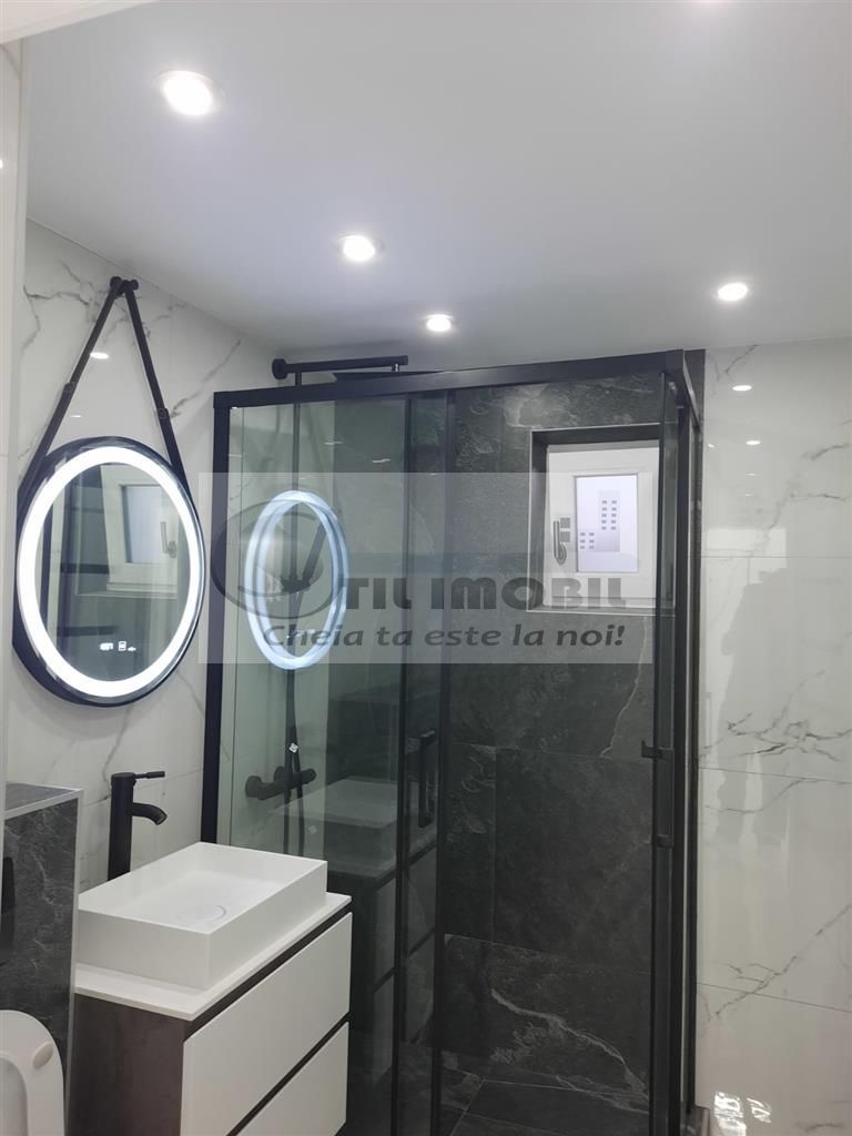 LUX APARTAMENT 2 CAMERE DECOMANDAT PODU DE FIER - Poză 2