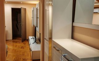 Apartament 4 camere+2 bai foarte aproapte de Spitalul Judetean - Poză 3