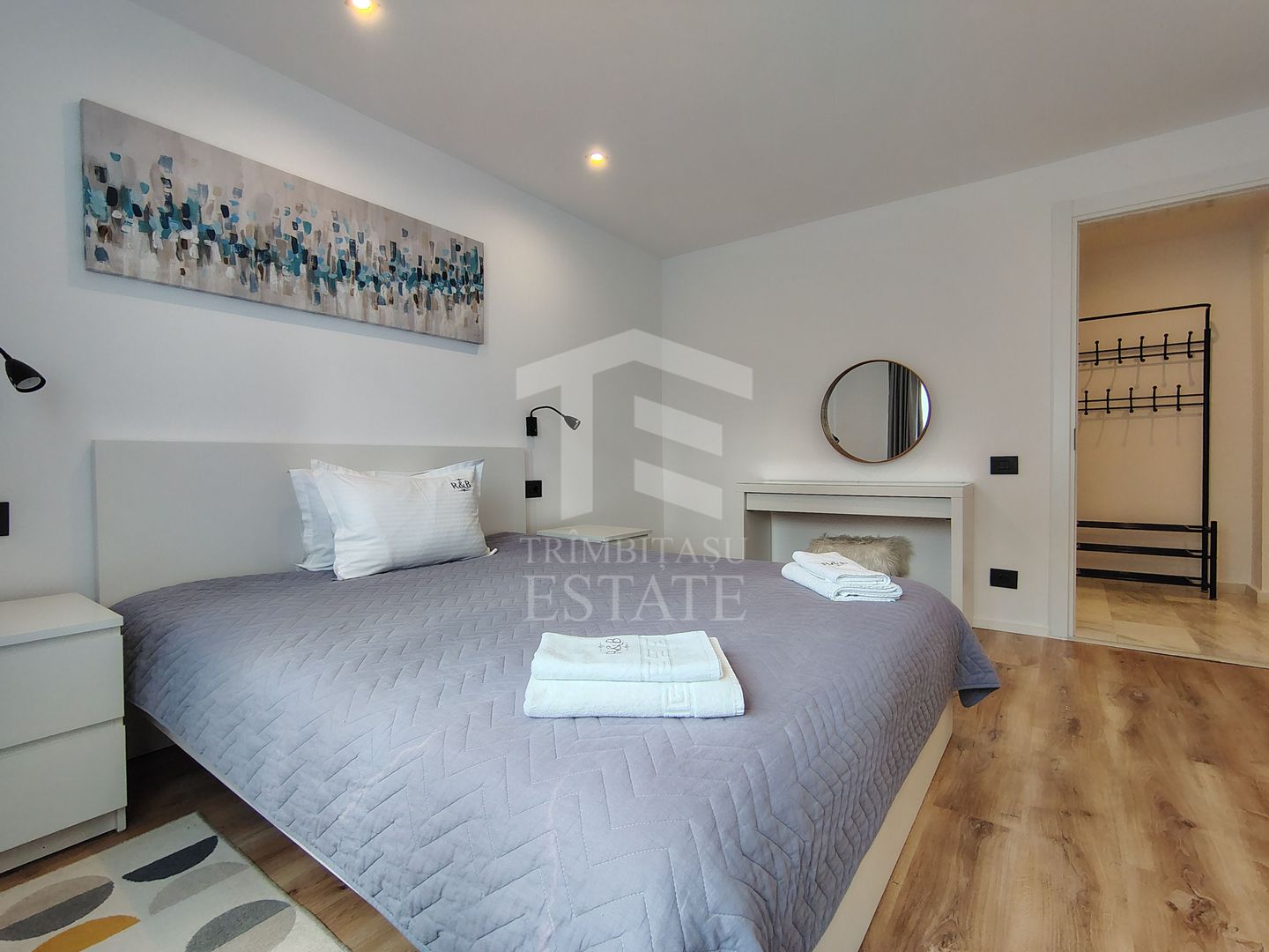 Mobilat utilat integral MODERN | Decomandat | Predeal - Poză 12