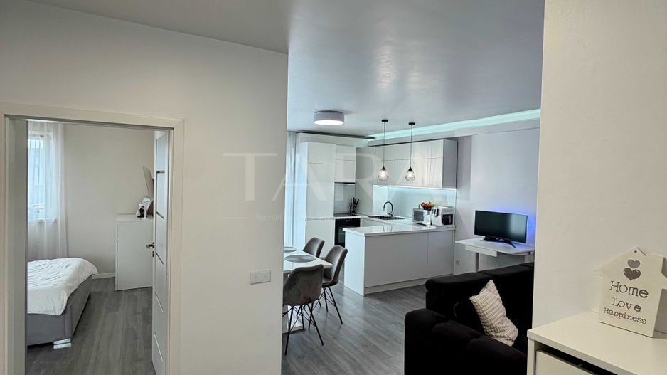 Apartament modern, 2 camere, parcare subterană,  zonă linistita. - Poză 4