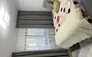 Apartament de vânzare cu 4 camere, decomandat, în Iași - Poză 1