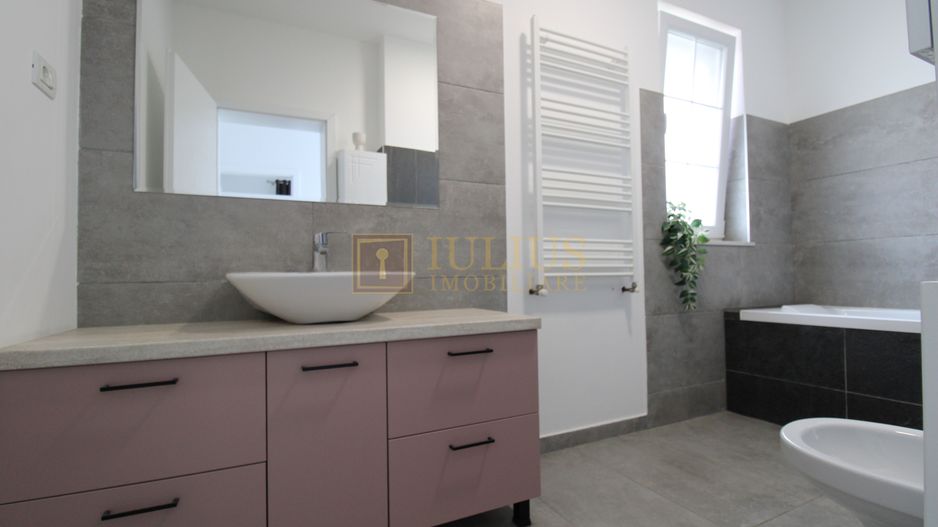 Zona Cora - Dumbravita, 5 camere + 2 bai. - Poză 26