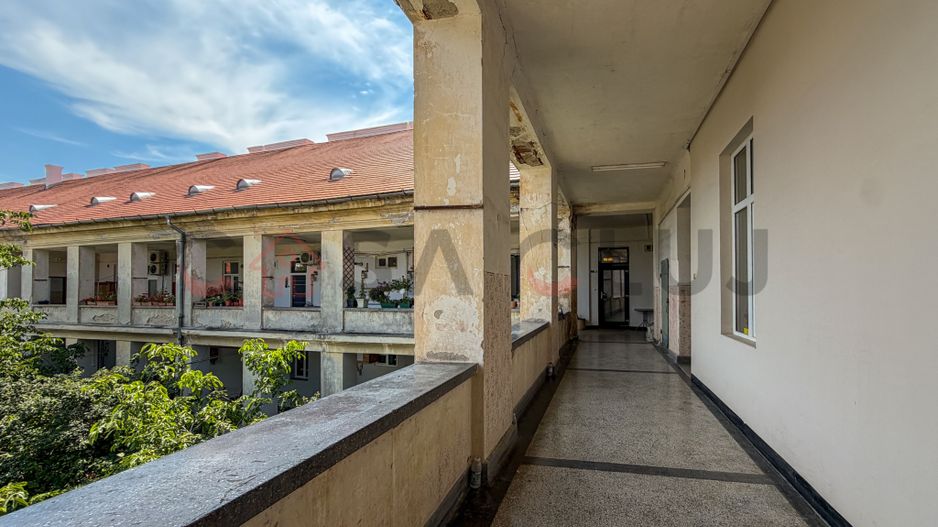 2 camere, zona centrala, finisat modern-locuinta sau birou - Poză 8