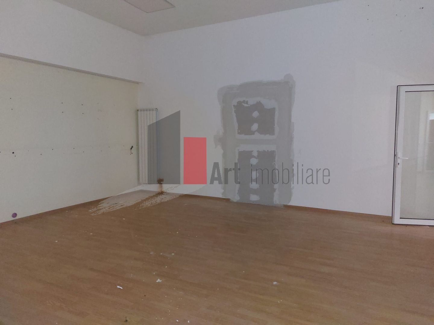Spatiul industrial "LOKAL" pentru depozitare/productie, in incinta APACA - Poză 2