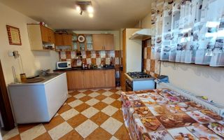 Oportunitate unica! Casa cu 4 camere ideala pentru familie. - Poză 1