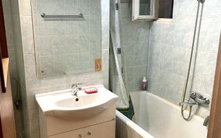 Vând Apartament cu 2 camere decomandat, 2 balcoane, etaj 4, Bucur Obor ✨ - Poză 3