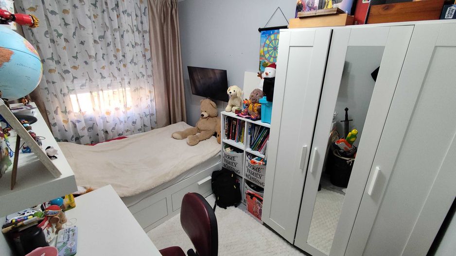 BRASADAS vinde ap 4 cam decomandat Micro 17 etaj 3/4. - Poză 3