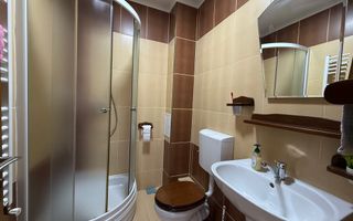 3 camere/ 2 bai/ balcon  – Zona Piata 1 Mai - Poză 10